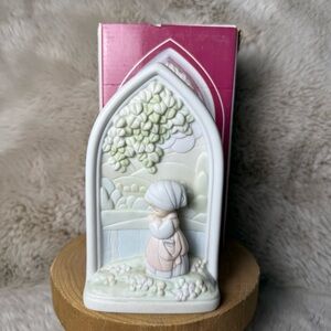 Precious Moments The Fourth Beatitude Limited Edition Chapel Piece